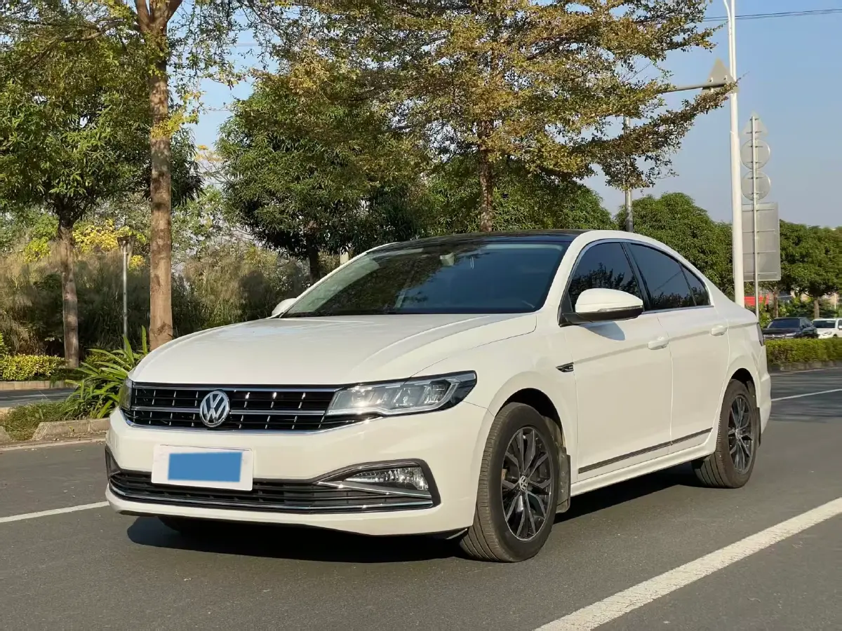 2019 Volkswagen Golf Sportsvan 1.6L 110HP L4 6AT