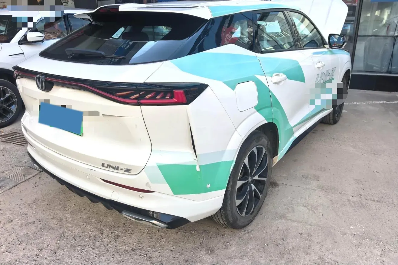 2024 ChangAn UNI-Z 1.5L 98HP L4 E-CVT PHEV 18.4KWH,autocango,china used car exporter,china ev exporter,chinese used car exporter,chinese used ev exporter