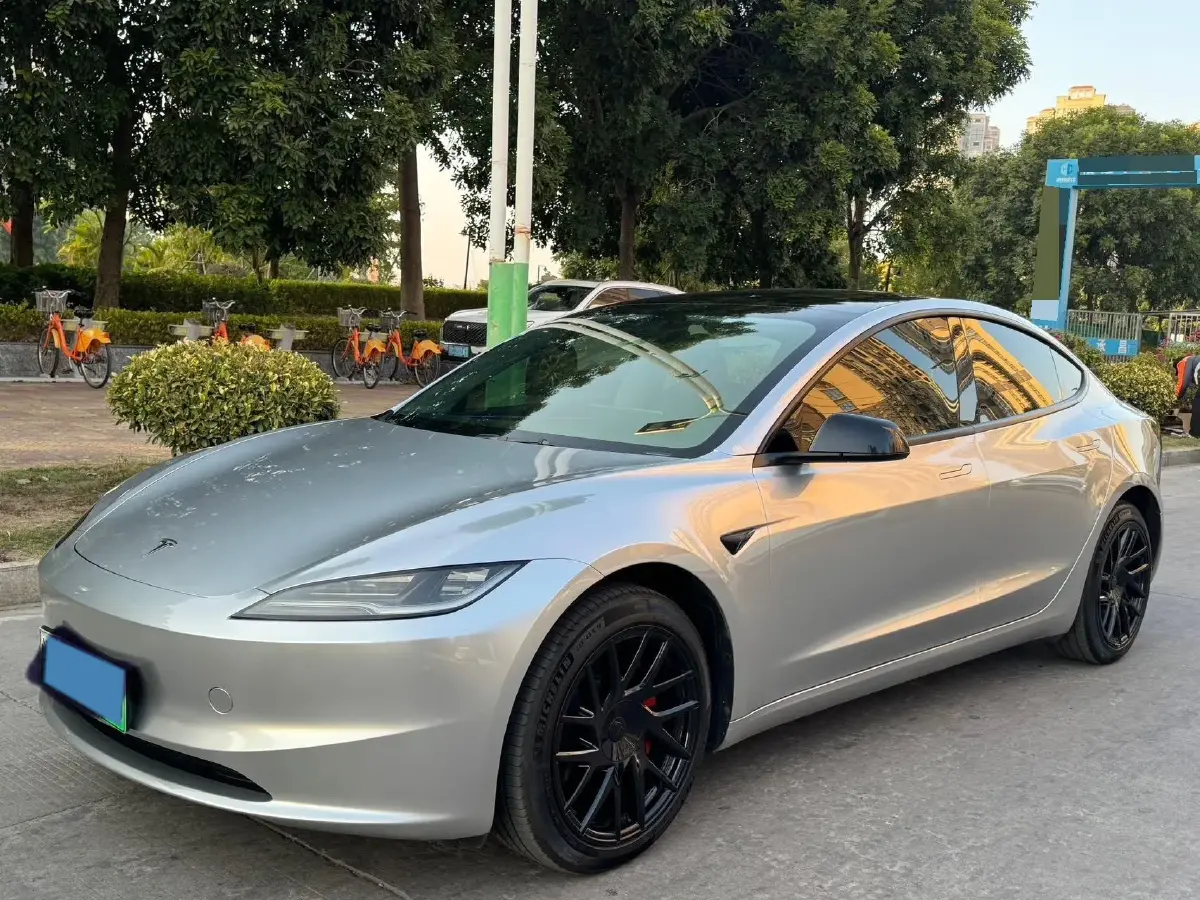 2023 HYPTEC GT BEV 80KWH