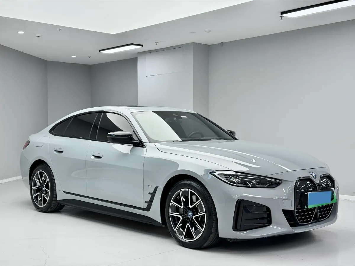2023 BMW i4 BEV 83.9KWH,autocango,china used car exporter,china ev exporter,chinese used car exporter,chinese used ev exporter