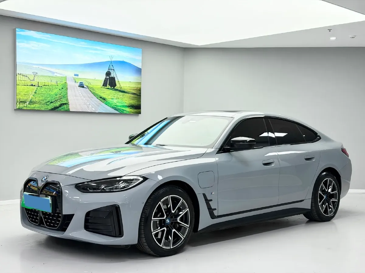 2023 BMW i4 BEV 83.9KWH,autocango,china used car exporter,china ev exporter,chinese used car exporter,chinese used ev exporter