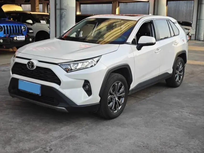 2023 Toyota RAV4 2.0L 171HP L4 CVT
