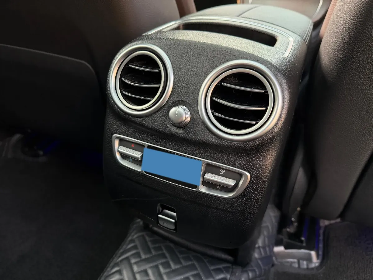 2021 Mercedes-Benz GLC Class 2.0T 258HP L4 9AT,autocango,china used car exporter,china ev exporter,chinese used car exporter,chinese used ev exporter