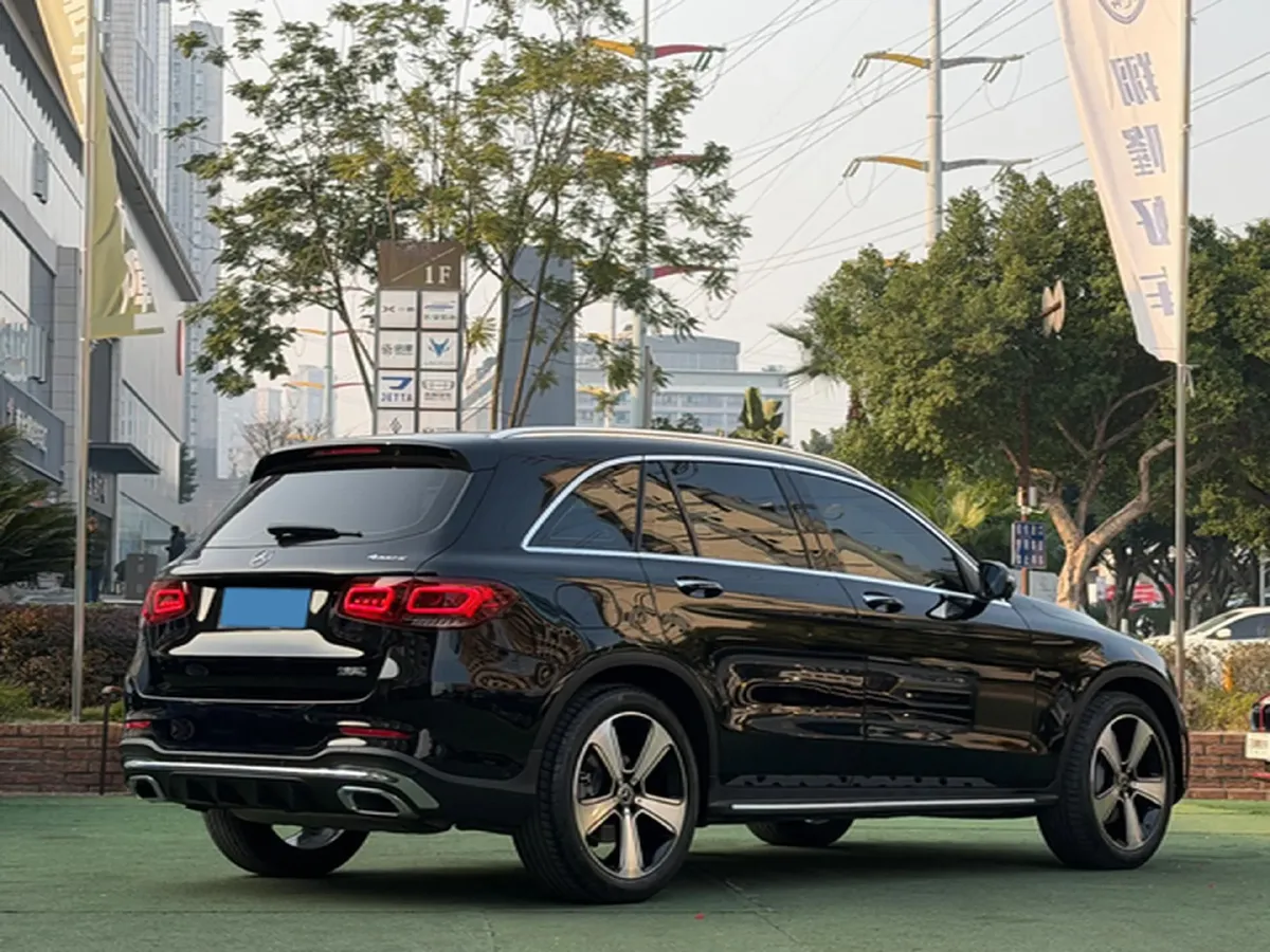 2021 Mercedes-Benz GLC Class 2.0T 258HP L4 9AT,autocango,china used car exporter,china ev exporter,chinese used car exporter,chinese used ev exporter