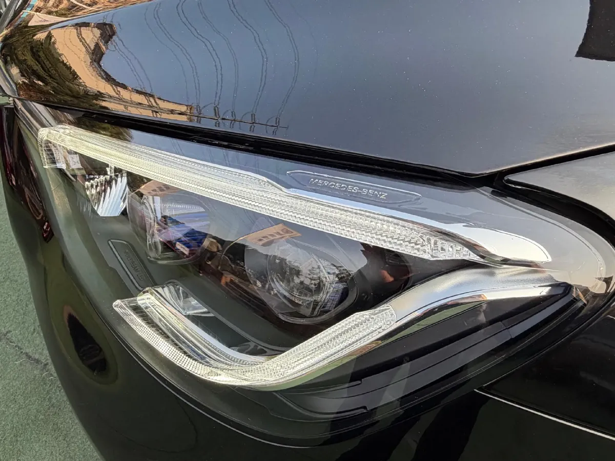 2021 Mercedes-Benz GLC Class 2.0T 258HP L4 9AT,autocango,china used car exporter,china ev exporter,chinese used car exporter,chinese used ev exporter