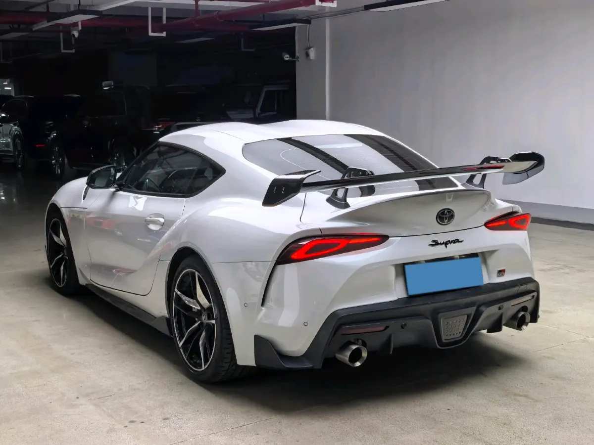 2021 Toyota Supra 3.0T 340HP L6 8AT,autocango,china used car exporter,china ev exporter,chinese used car exporter,chinese used ev exporter