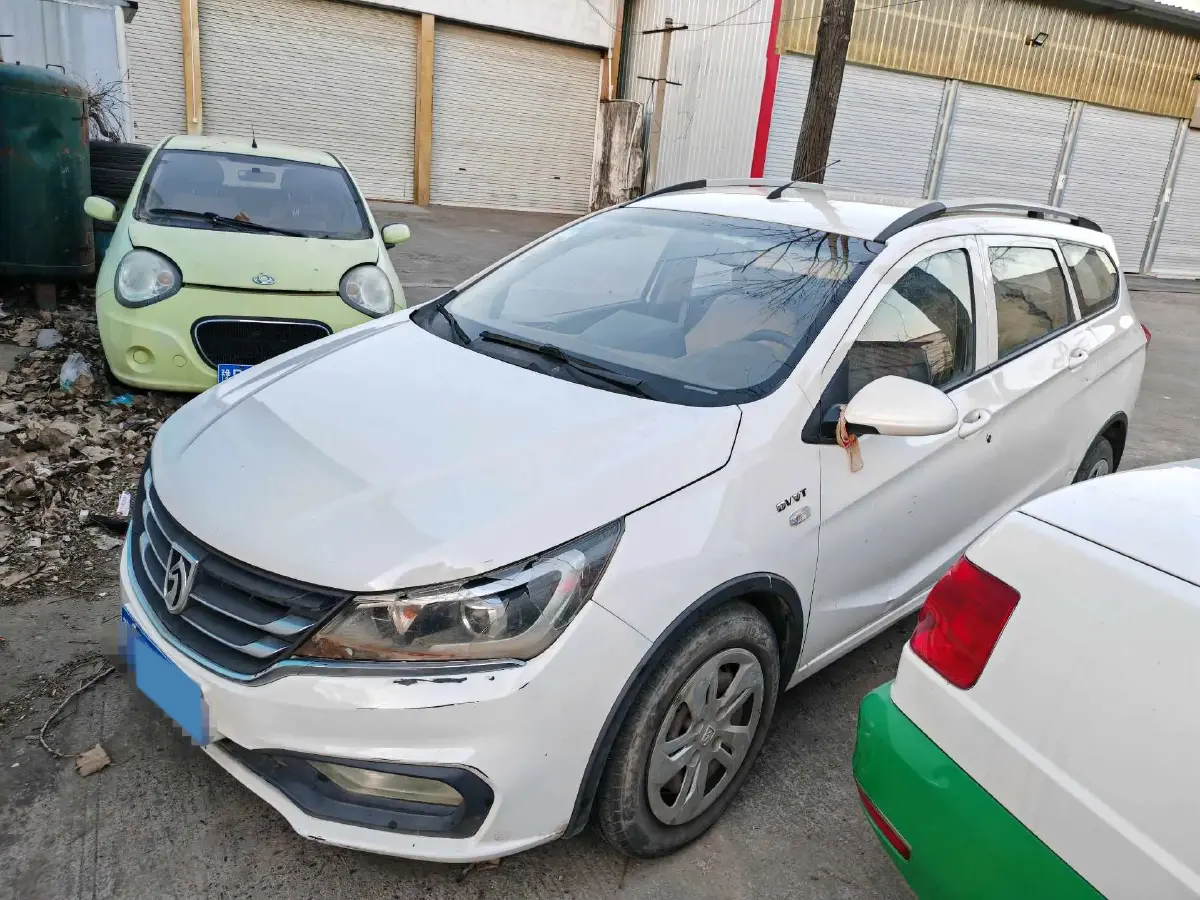 2017 BaoJun 310W 1.5L 112HP L4 6MT