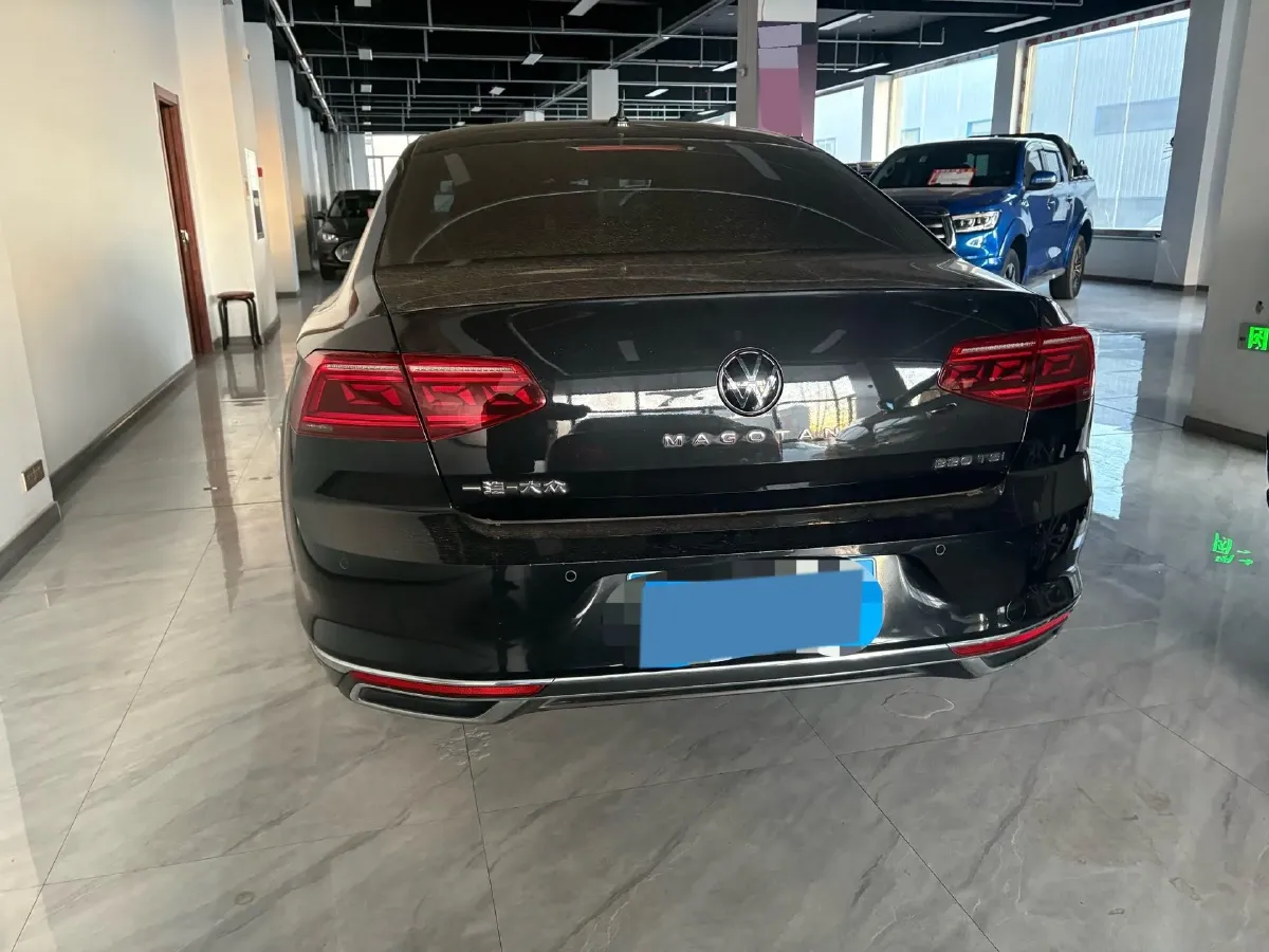 2020 Volkswagen Magotan 2.0T 186HP L4 7DCT,autocango,china used car exporter,china ev exporter,chinese used car exporter,chinese used ev exporter
