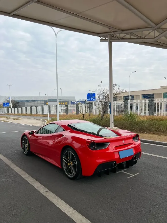 2015 Ferrari 488 3.9T 670HP V8 7DCT,autocango,china used car exporter,china ev exporter,chinese used car exporter,chinese used ev exporter