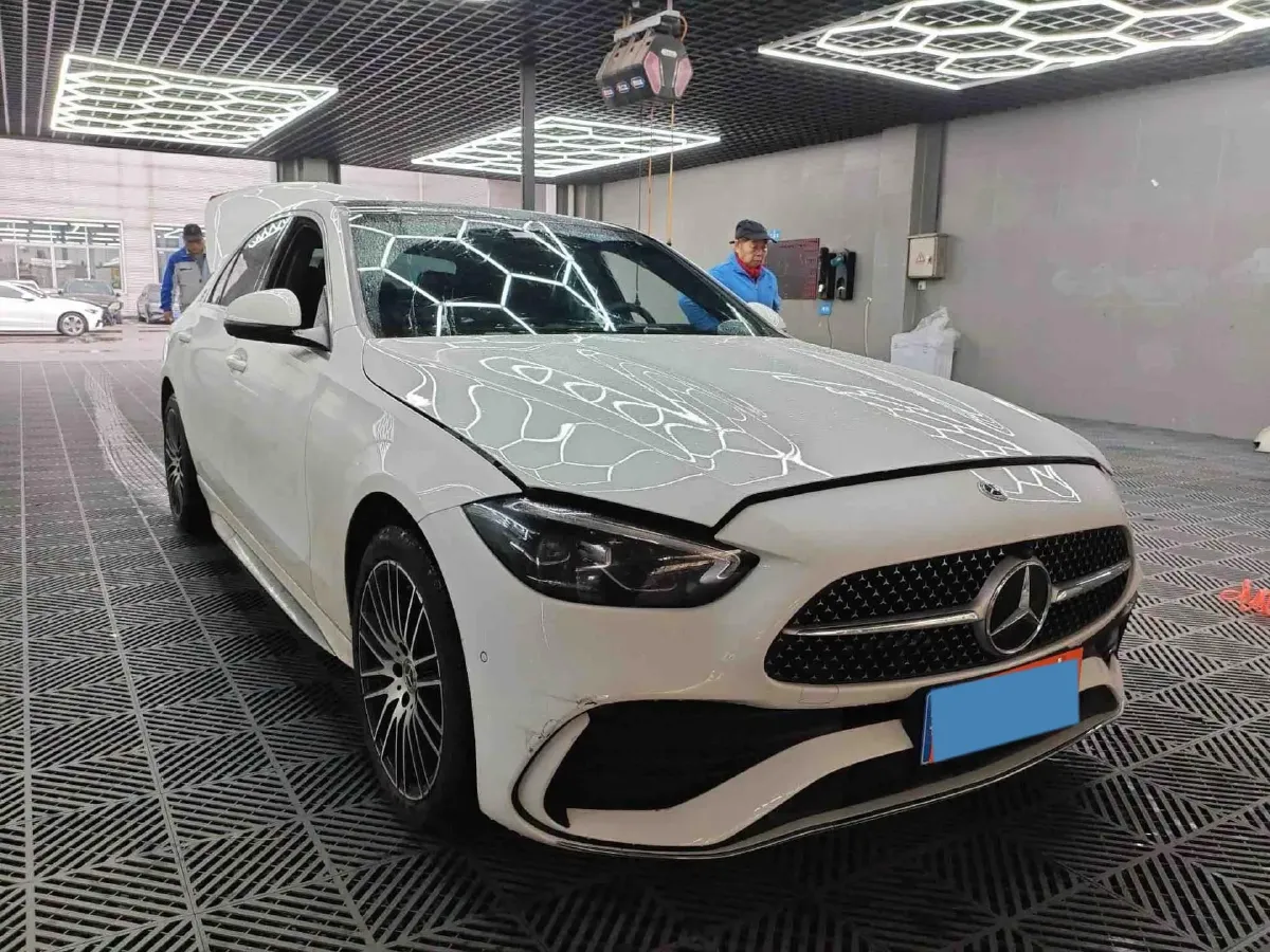 2025 Mercedes-Benz C Class 1.5T 204HP L4 9AT,autocango,china used car exporter,china ev exporter,chinese used car exporter,chinese used ev exporter