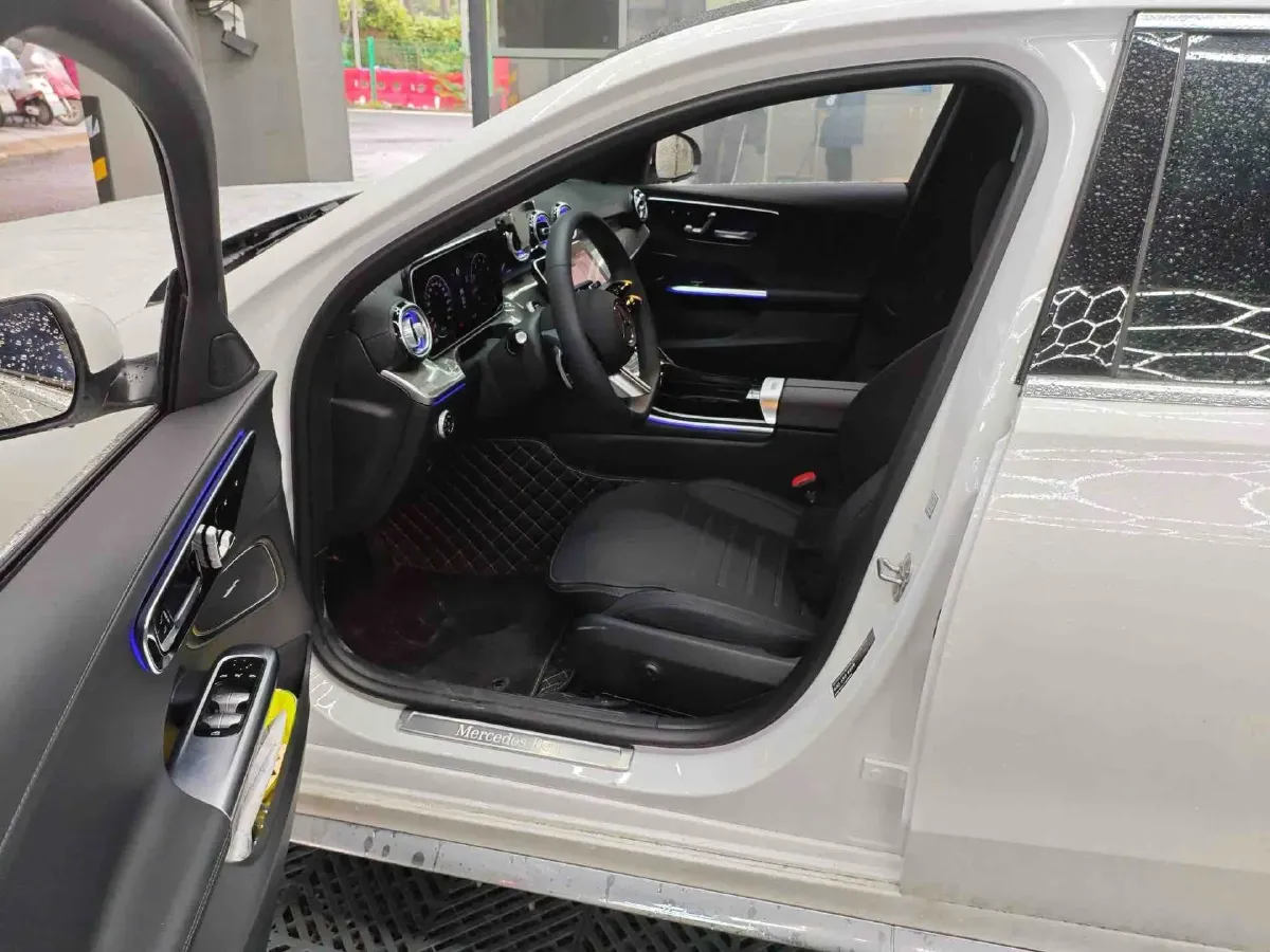 2025 Mercedes-Benz C Class 1.5T 204HP L4 9AT,autocango,china used car exporter,china ev exporter,chinese used car exporter,chinese used ev exporter