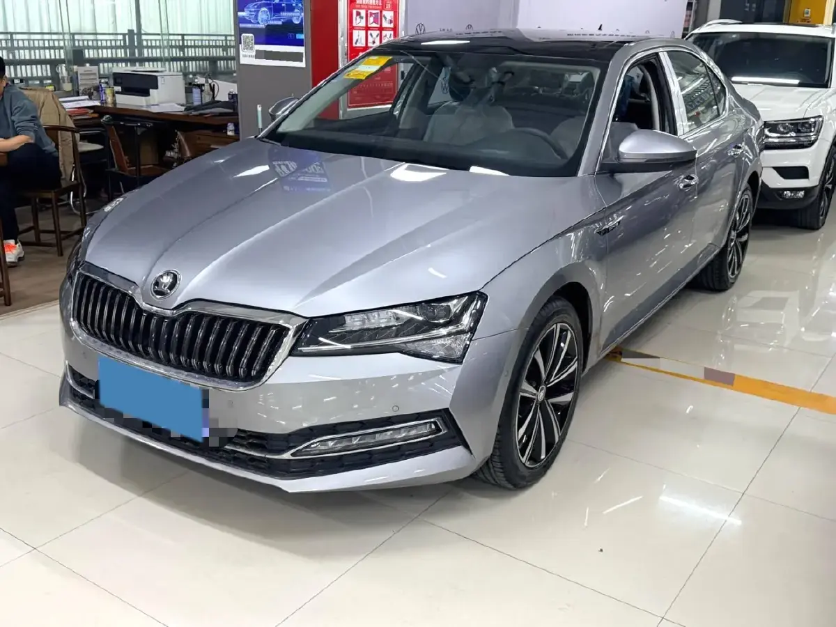 2024 Skoda Superb 1.4T 150HP L4 7DCT