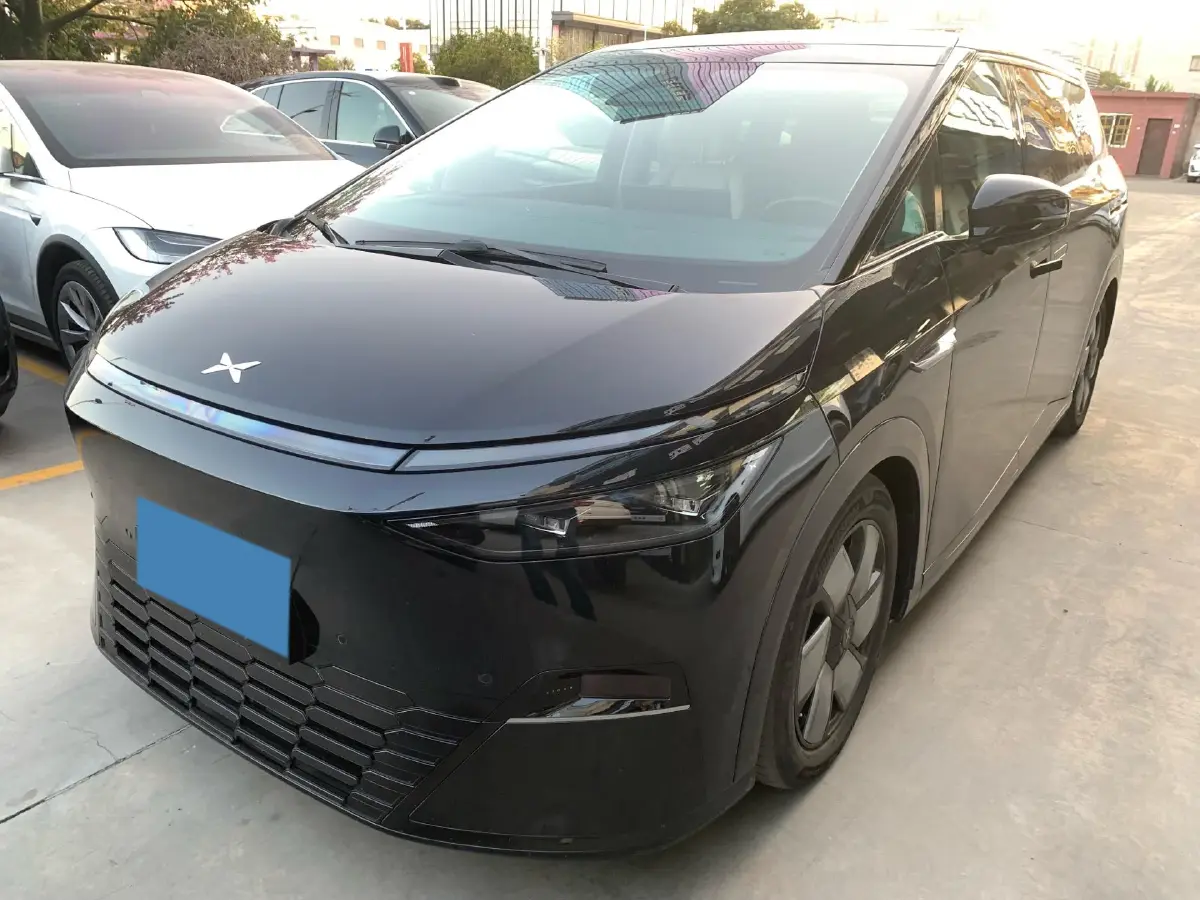 2024 Xpeng X9 BEV 101.5KWH
