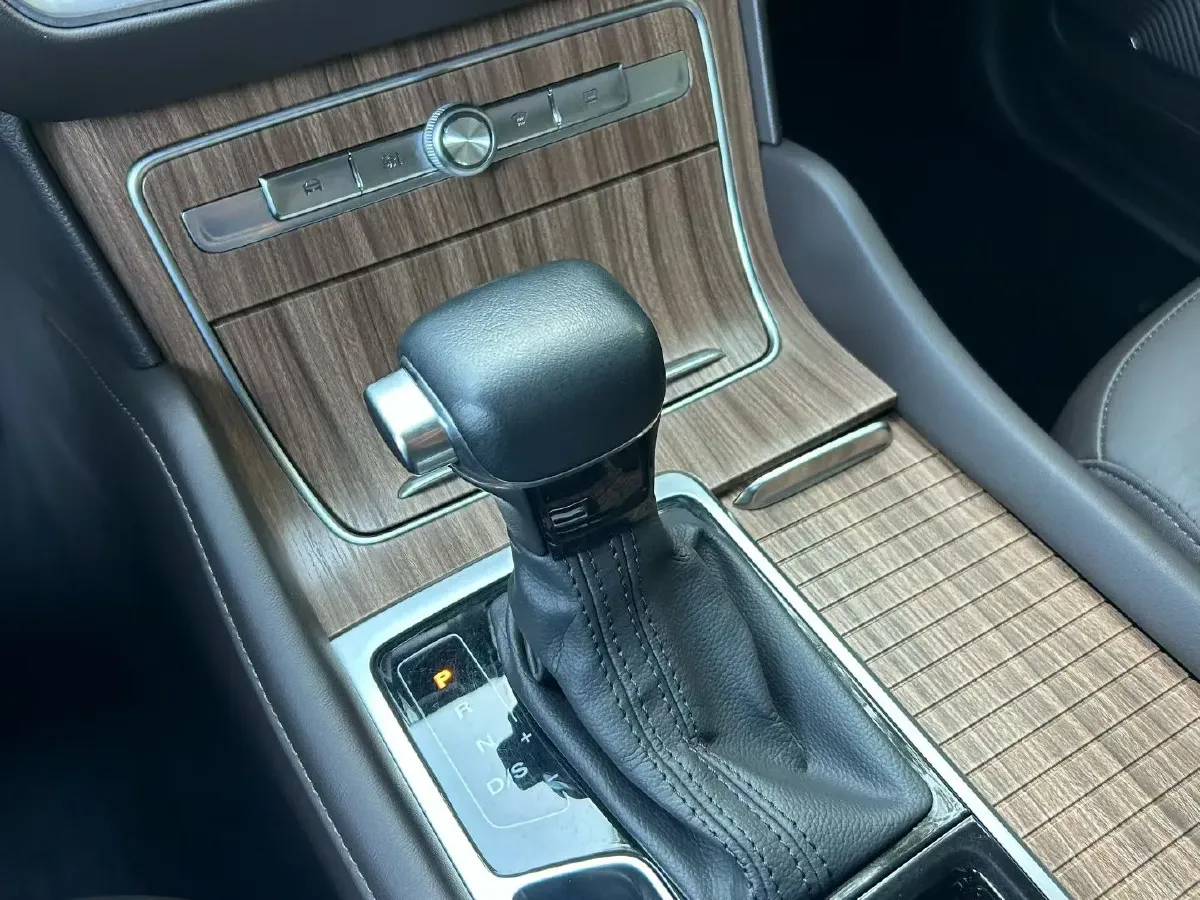 2018 Dongfeng JunFeng E17 BEV 49.93KWH,autocango,china used car exporter,china ev exporter,chinese used car exporter,chinese used ev exporter