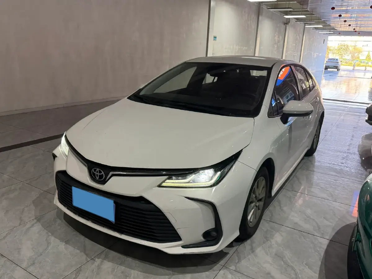 2021 Toyota Corolla 1.2T 116HP L4 CVT