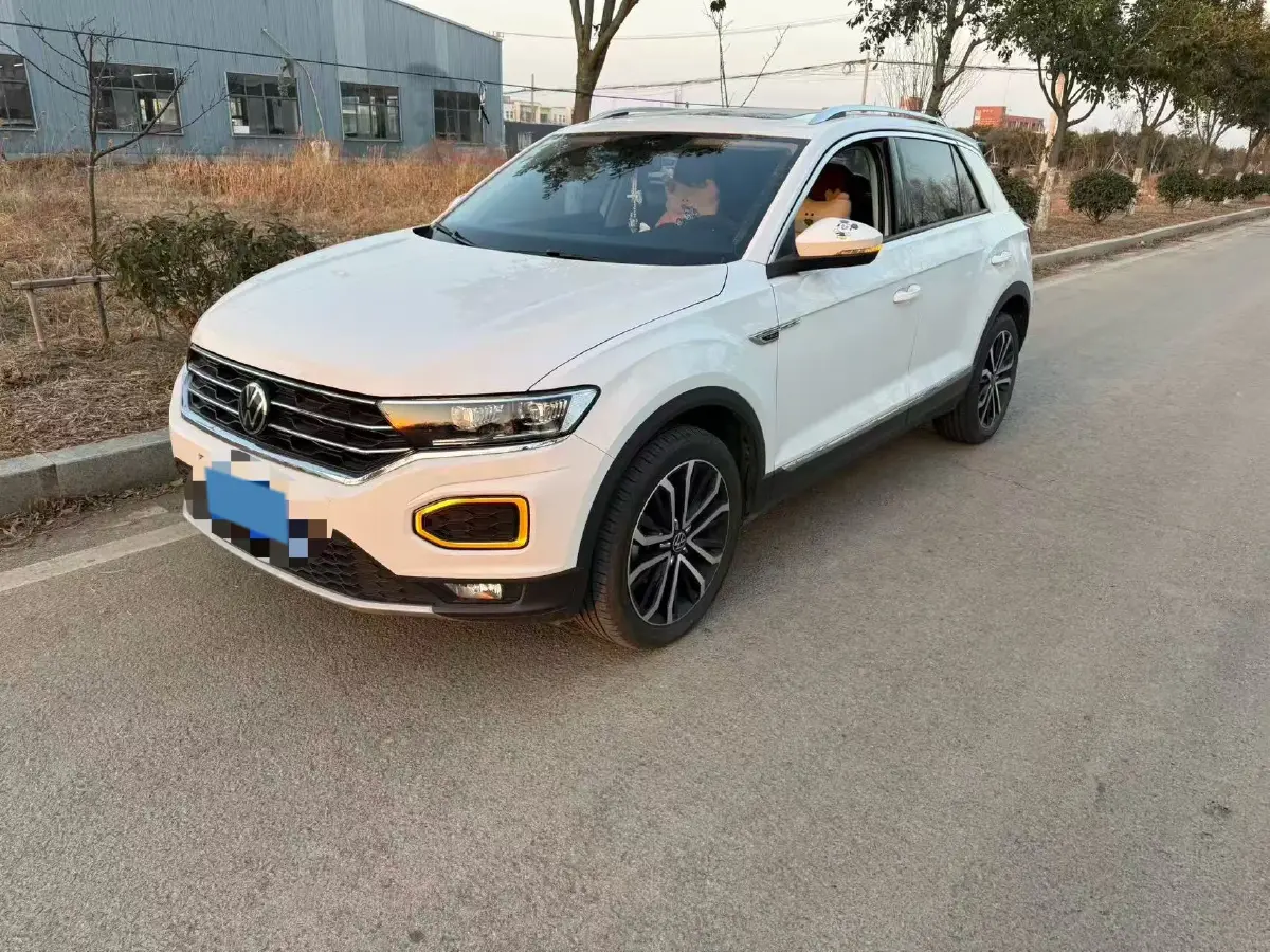 2021 Volkswagen T-Roc 1.4T 150HP L4 7DCT