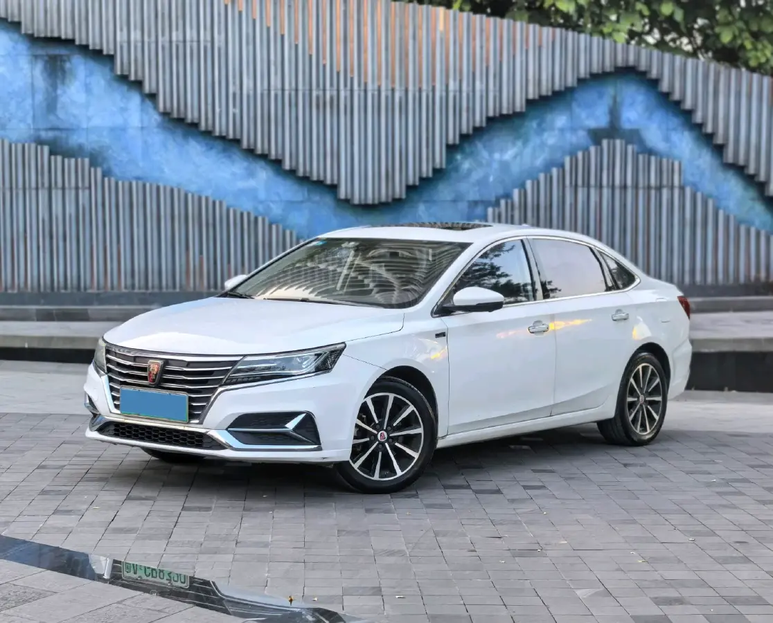 2017 Roewe i6 1.0T 125HP L3 2AT PHEV