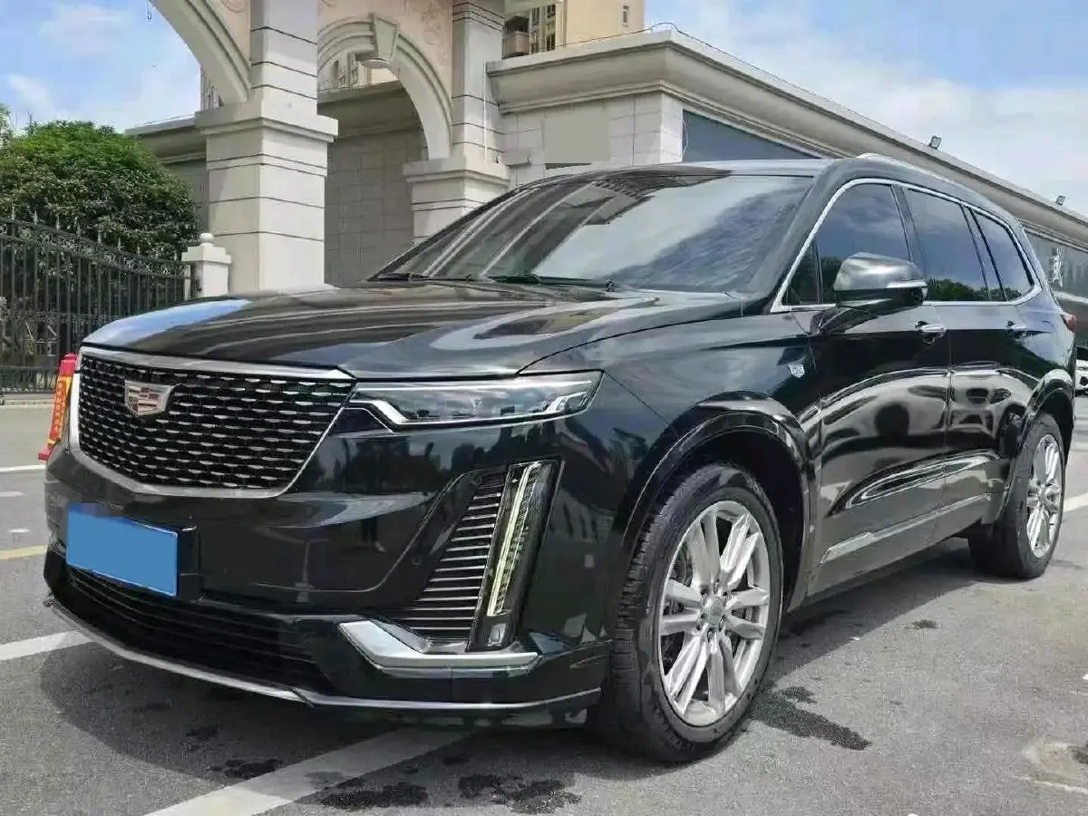 2022 Cadillac XT6 2.0T 237HP L4 9AT