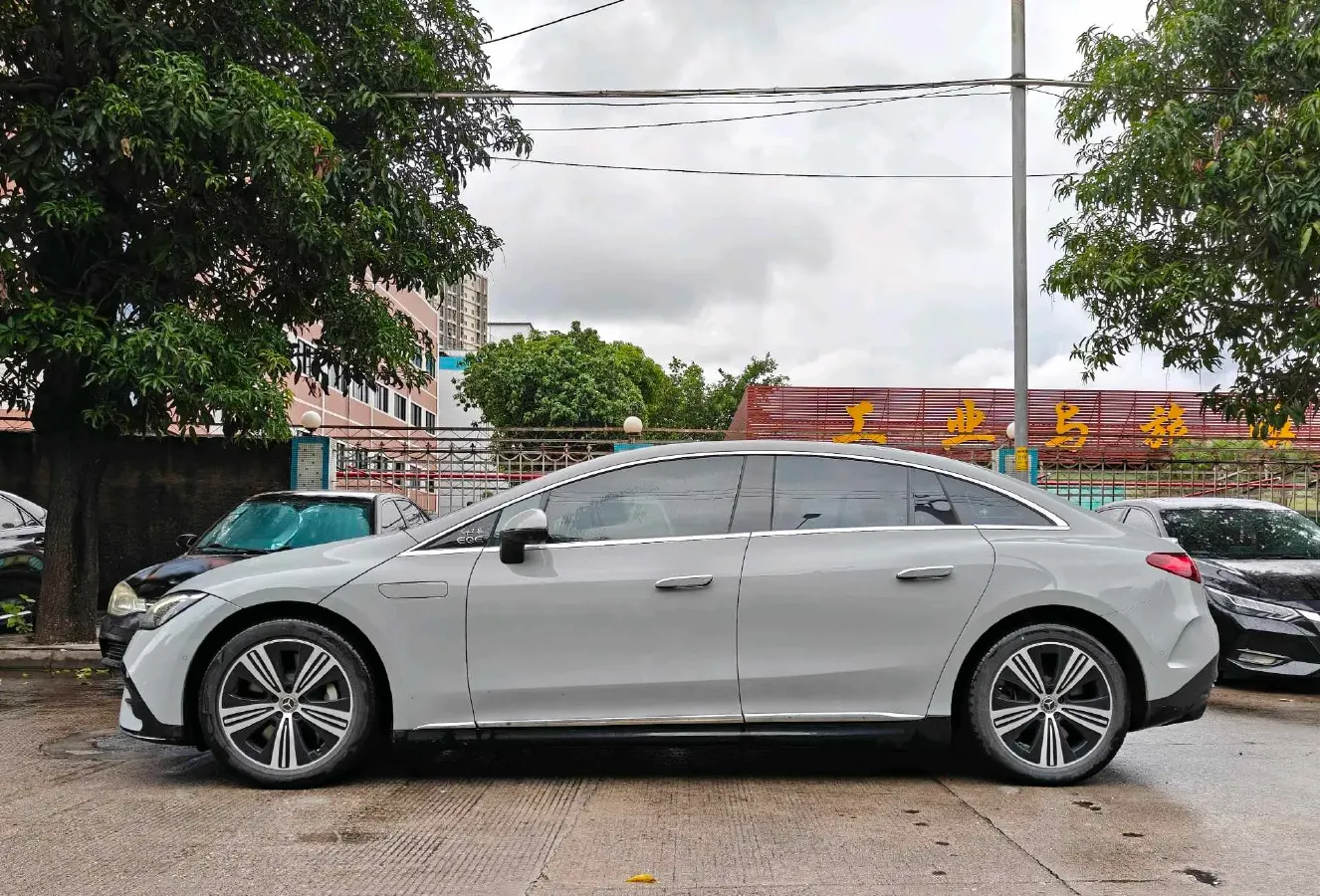 2022 Mercedes-Benz EQE Class BEV 96.1KWH,autocango,china used car exporter,china ev exporter,chinese used car exporter,chinese used ev exporter
