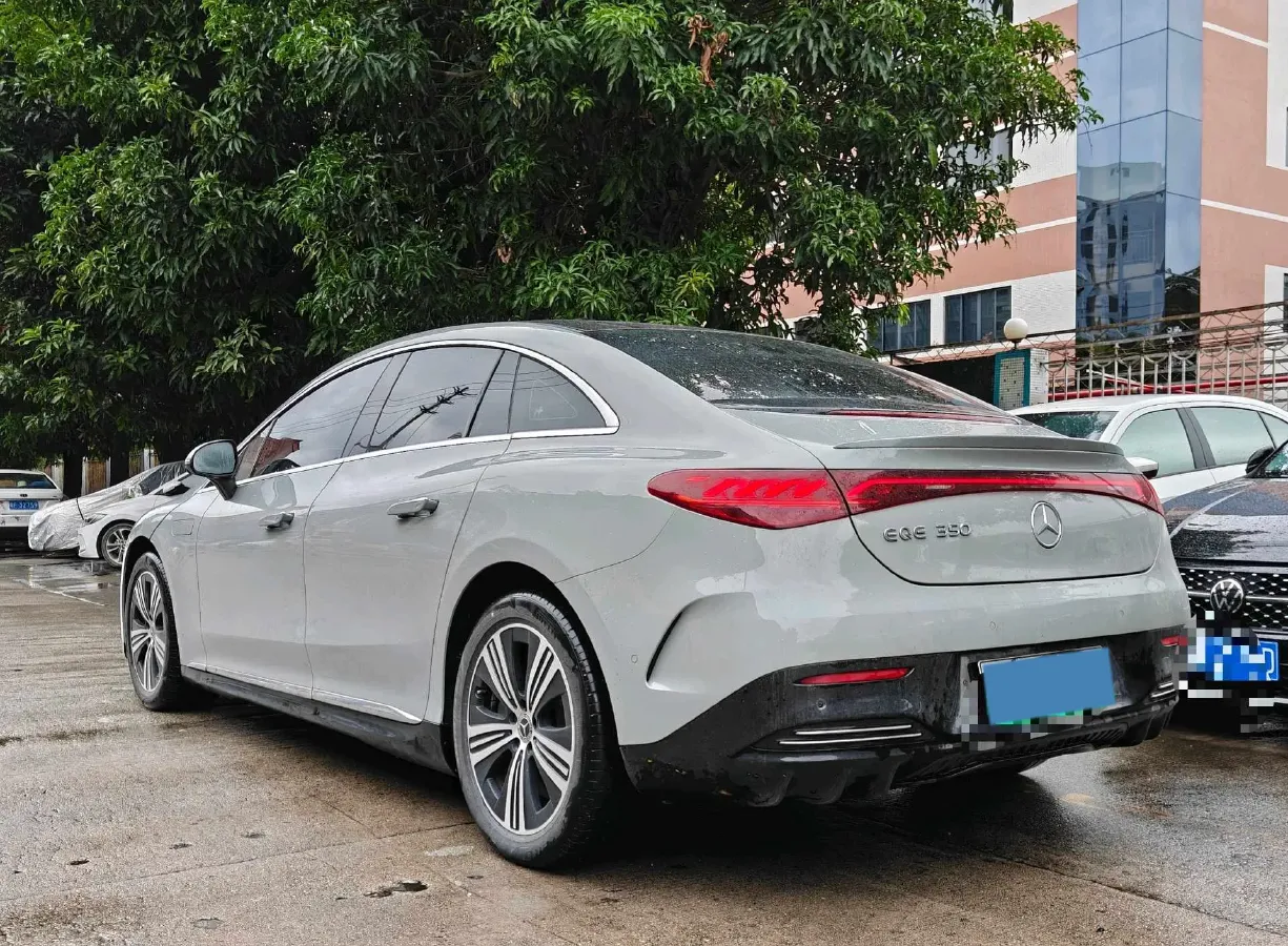 2022 Mercedes-Benz EQE Class BEV 96.1KWH,autocango,china used car exporter,china ev exporter,chinese used car exporter,chinese used ev exporter