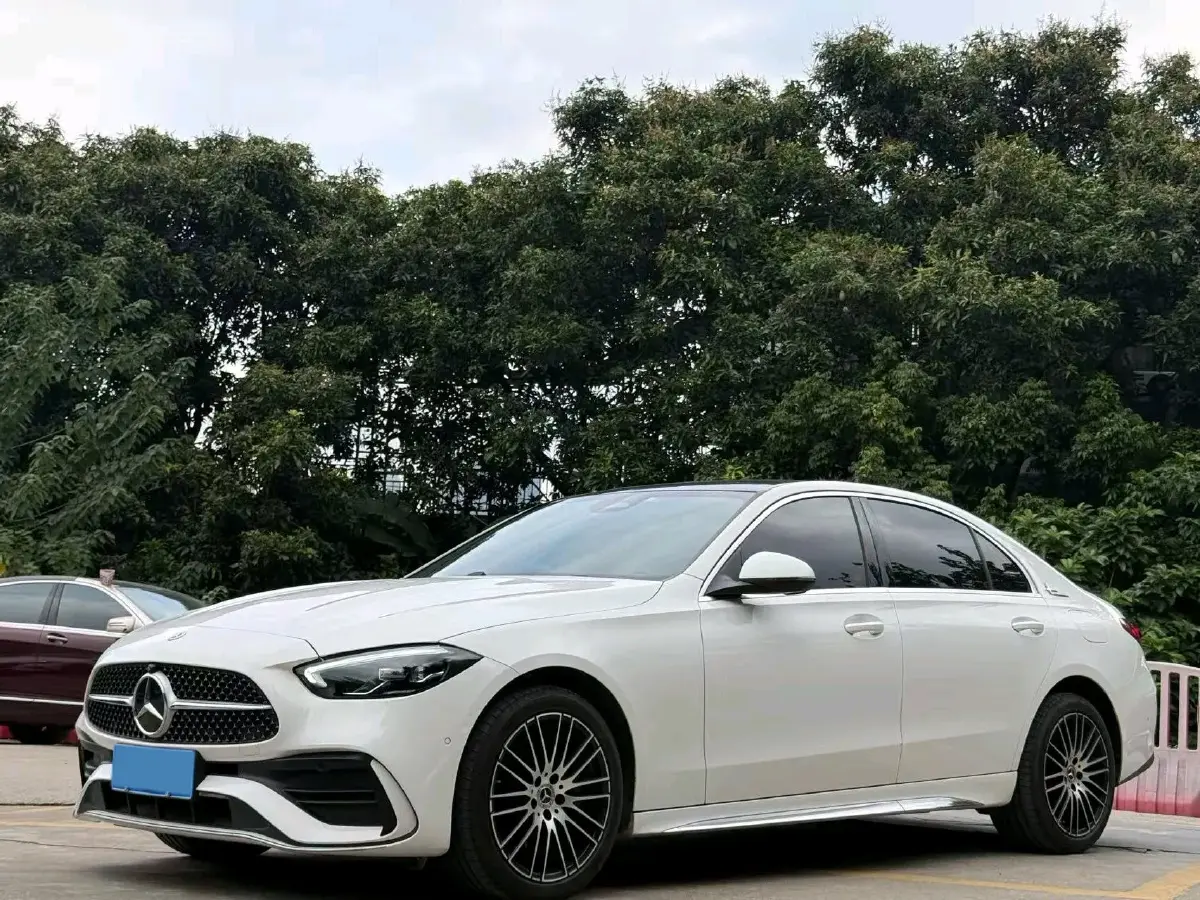 2025 Mercedes-Benz C Class 1.5T 204HP L4 9AT