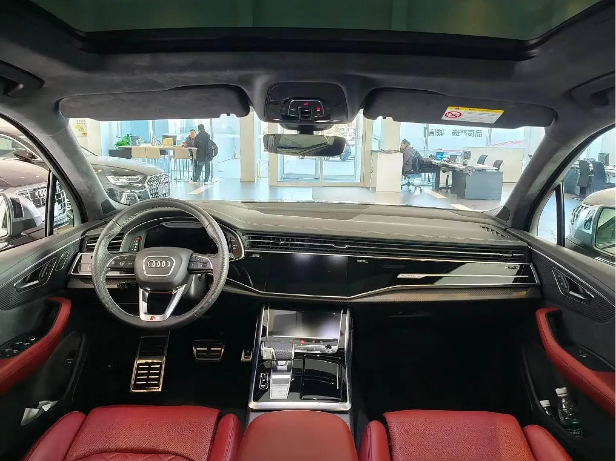 2024 Audi SQ7 4.0T 507HP V8 8AT,autocango,china used car exporter,china ev exporter,chinese used car exporter,chinese used ev exporter