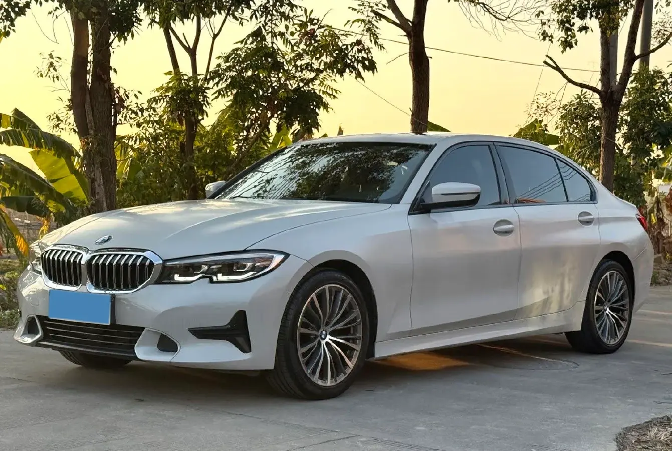 2020 BMW 3 Series 2.0T 184HP L4 8AT
