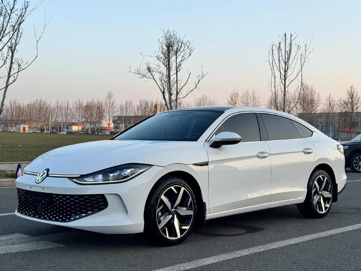 2023 Volkswagen Lamando 1.4T 150HP L4 7DCT