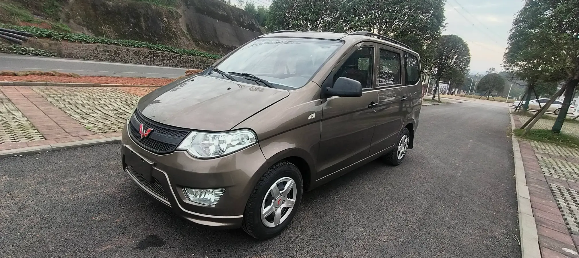 2015 WuLing HongGuang 1.5L 112HP L4 5MT