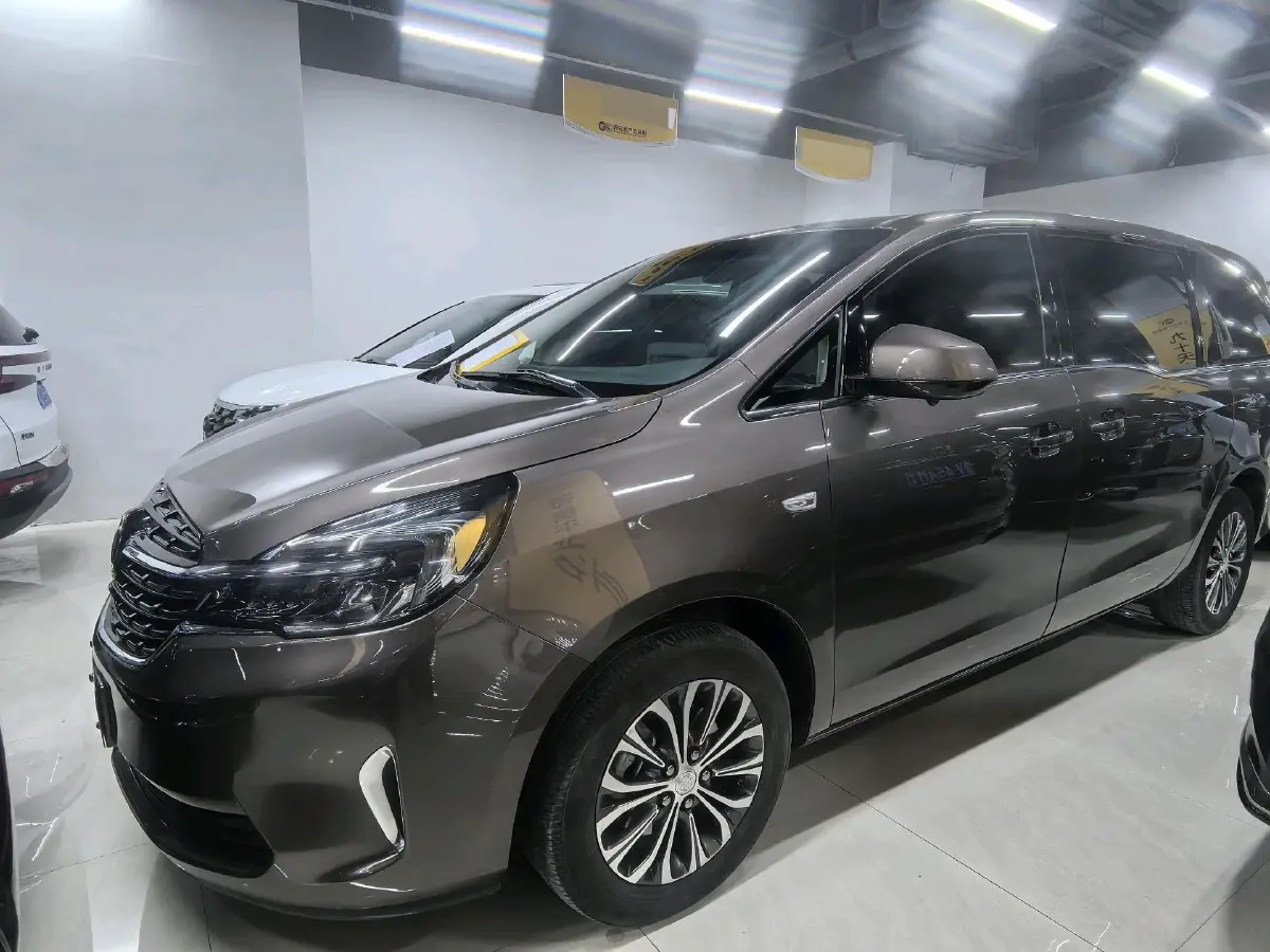 2022 Buick GL8 2.0T 237HP L4 9AT