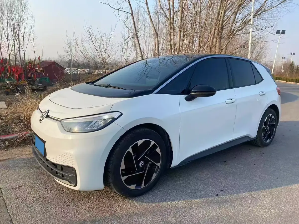 2024 Volkswagen ID.3 BEV 52.8KWH