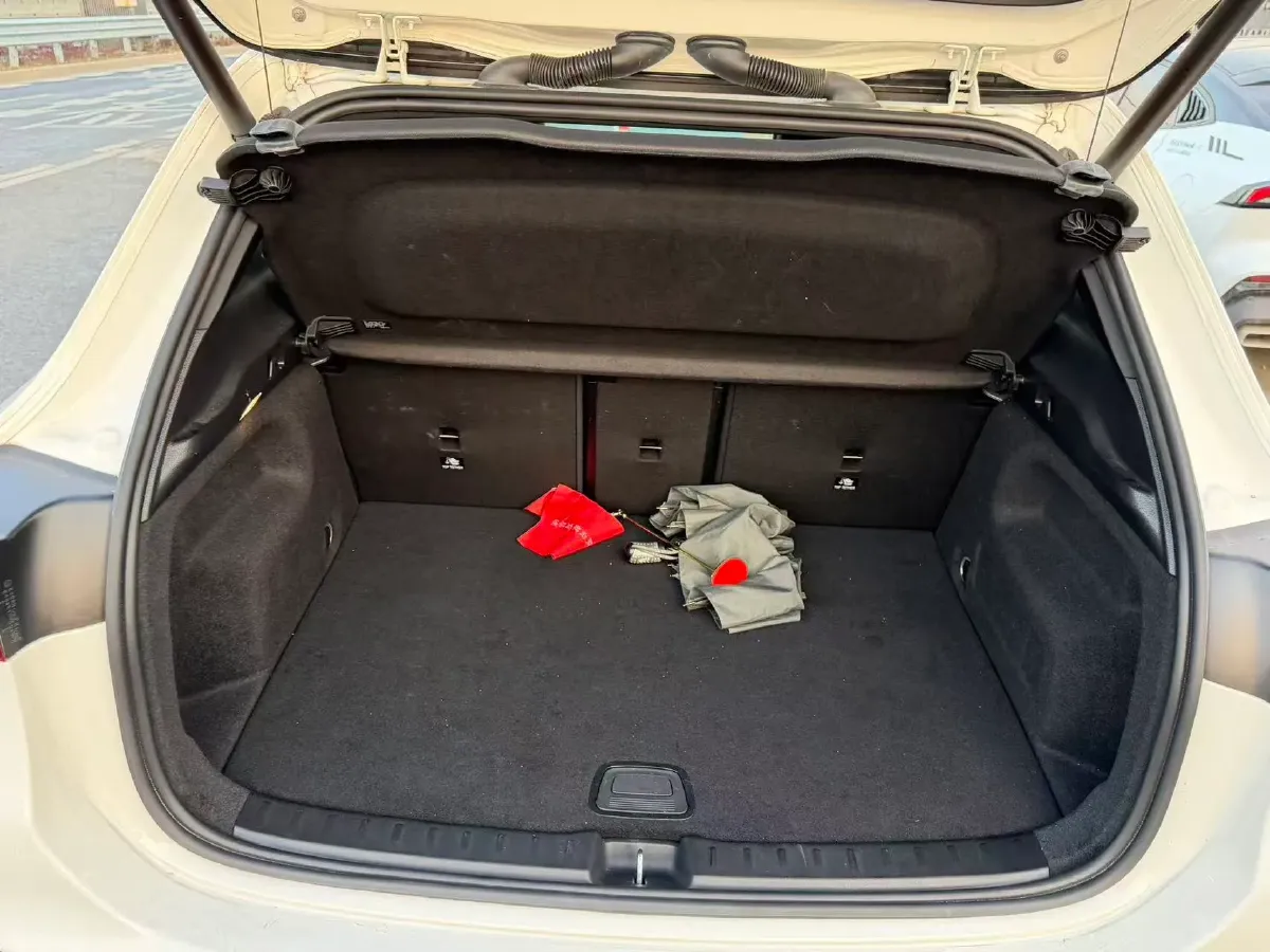 2022 Mercedes-Benz EQA Class BEV 73.5KWH,autocango,china used car exporter,china ev exporter,chinese used car exporter,chinese used ev exporter