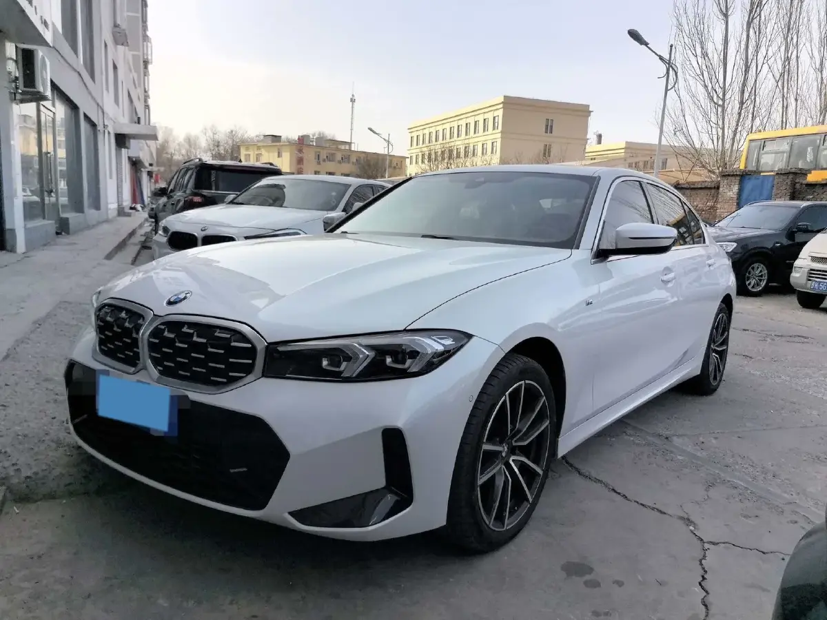 2023 BMW 3 Series 2.0T 184HP L4 8AT