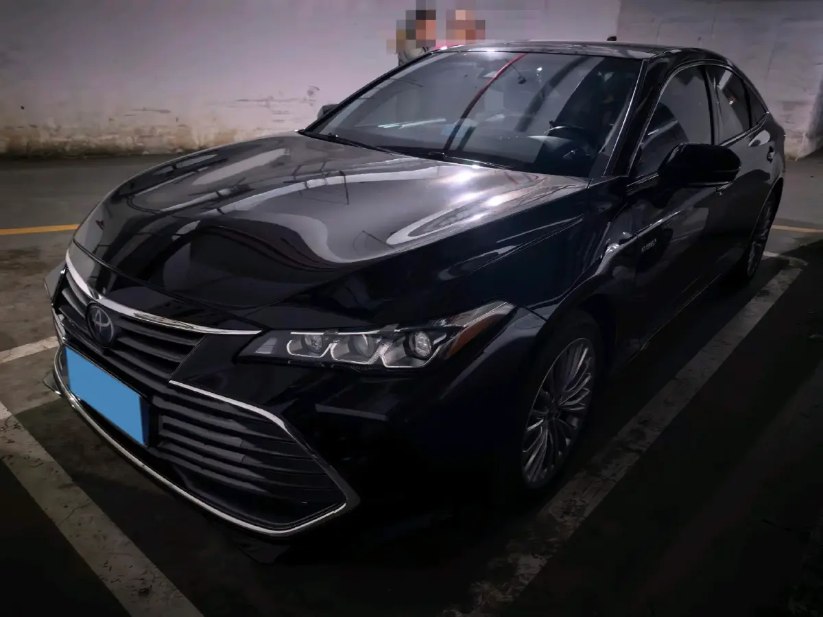 2019 Toyota Avalon 2.5L 178HP L4 E-CVT Hybrid