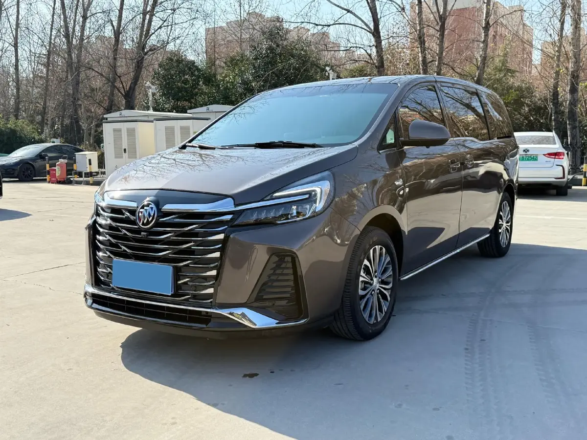 2023 Buick GL8 2.0T 237HP L4 9AT