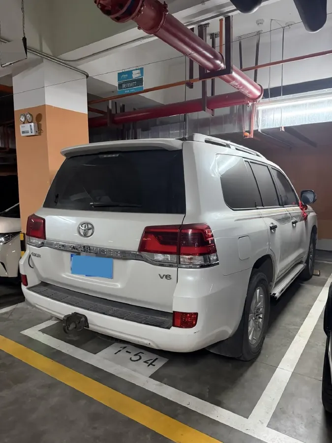 2015 Toyota Land Cruiser 4.0L 275HP V6 5AT,autocango,china used car exporter,china ev exporter,chinese used car exporter,chinese used ev exporter