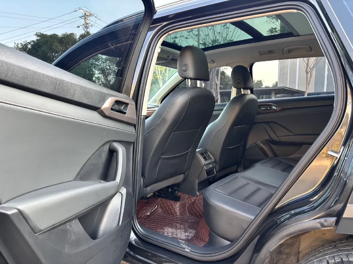 2021 Volkswagen Tharu 1.4T 150HP L4 7DCT,autocango,china used car exporter,china ev exporter,chinese used car exporter,chinese used ev exporter