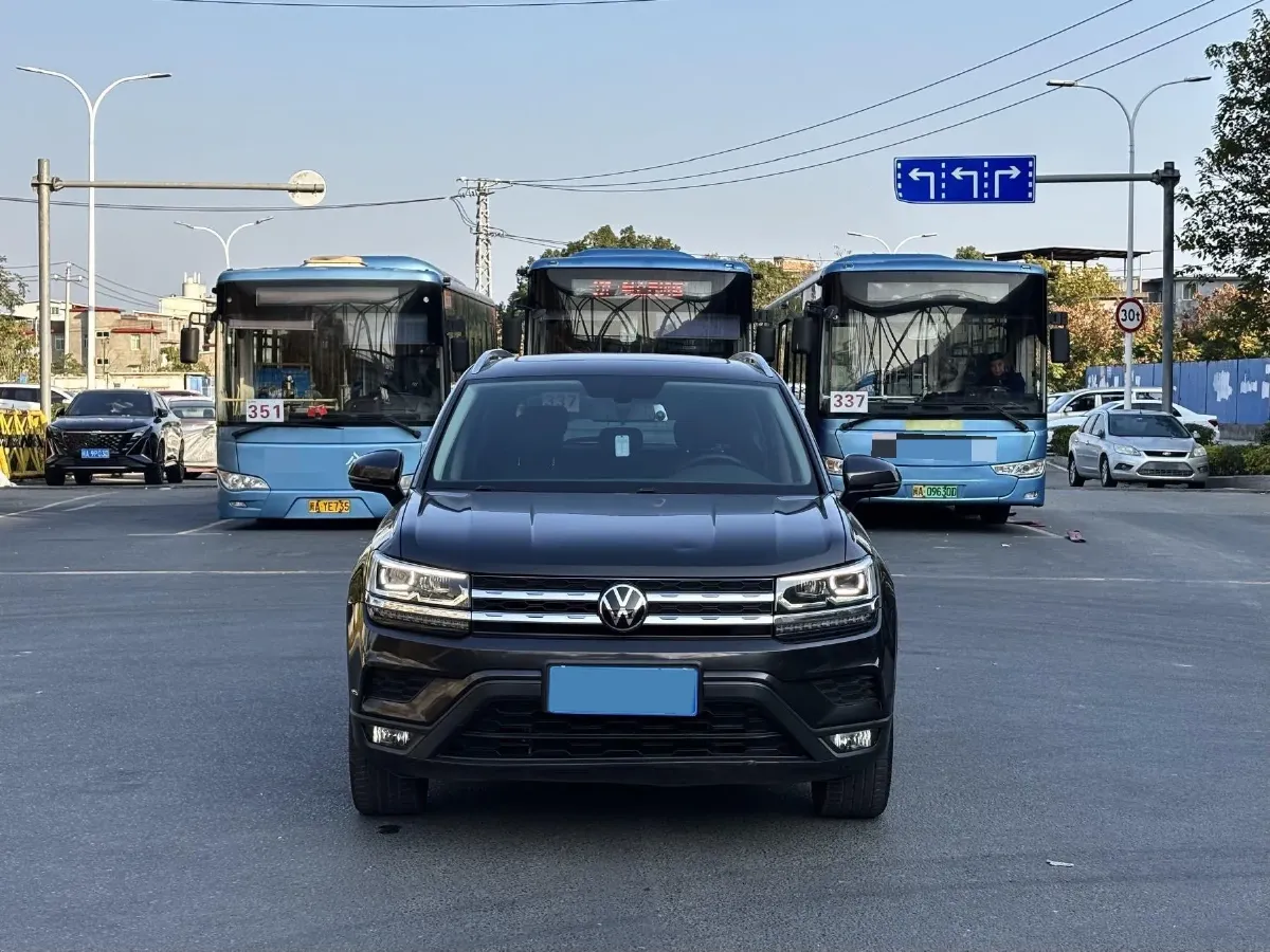 2021 Volkswagen Tharu 1.4T 150HP L4 7DCT,autocango,china used car exporter,china ev exporter,chinese used car exporter,chinese used ev exporter