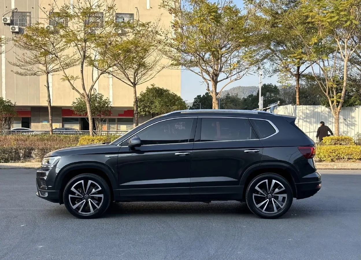 2021 Volkswagen Tharu 1.4T 150HP L4 7DCT,autocango,china used car exporter,china ev exporter,chinese used car exporter,chinese used ev exporter