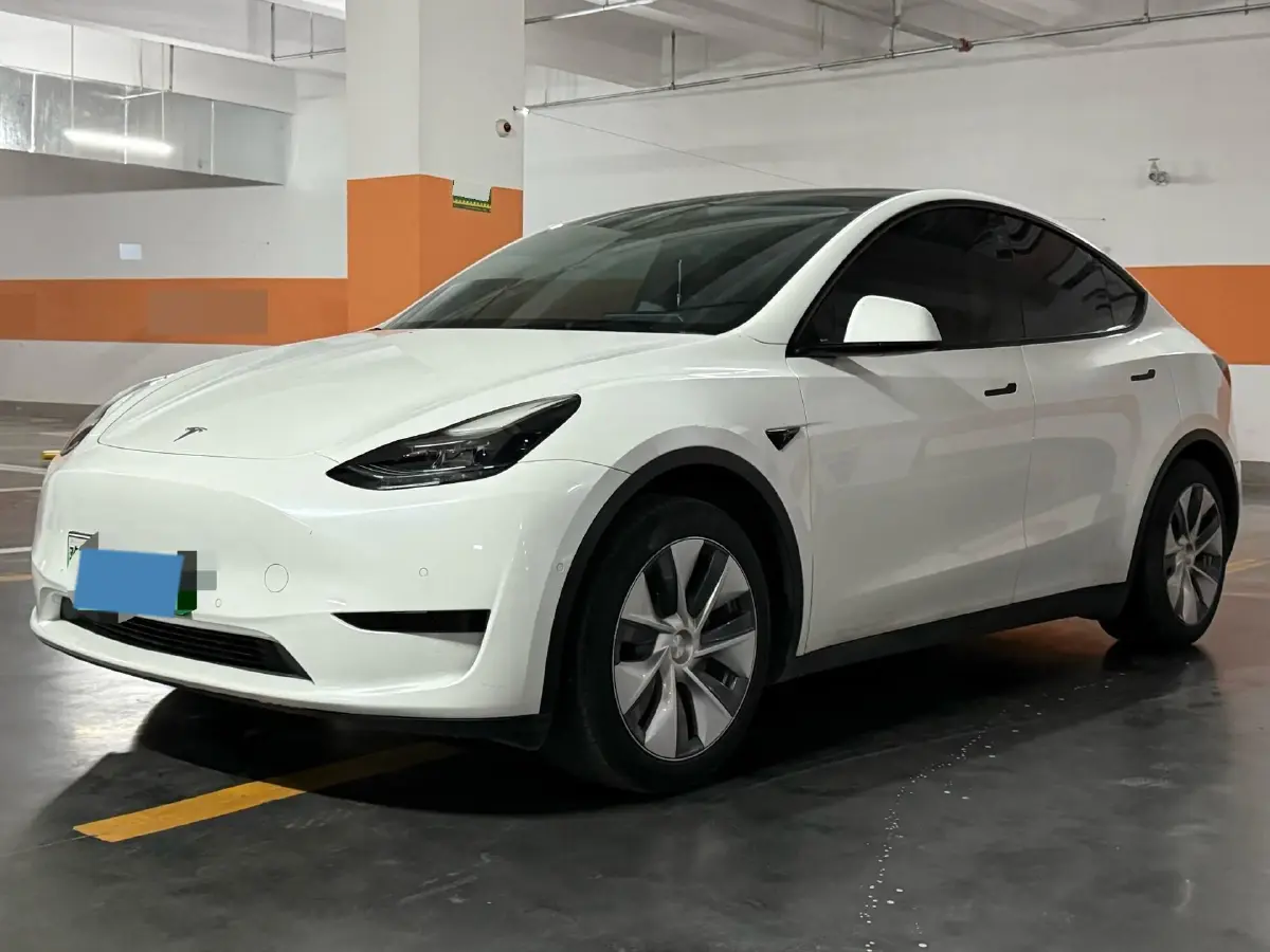 2022 Tesla Model Y BEV 60KWH
