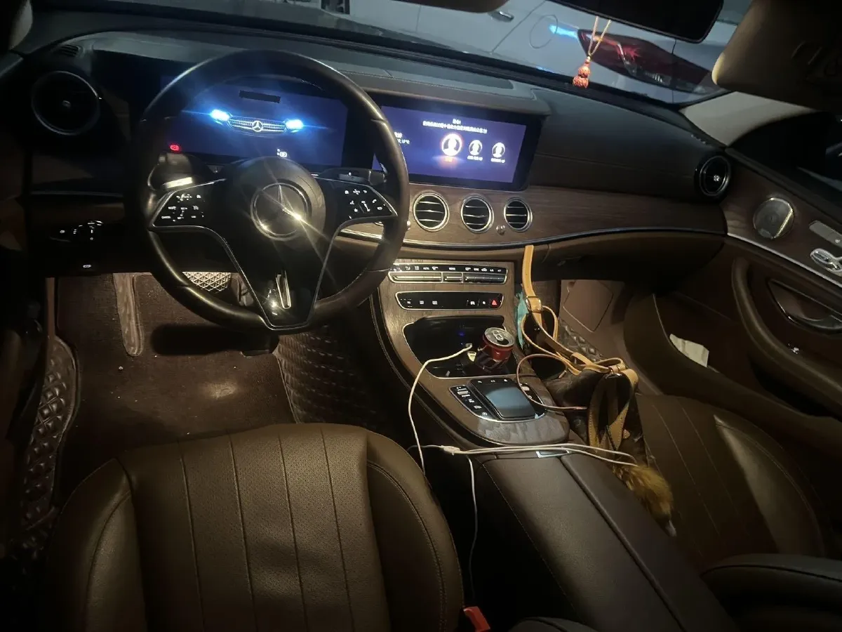 2021 Mercedes-Benz E Class 2.0T 258HP L4 9AT,autocango,china used car exporter,china ev exporter,chinese used car exporter,chinese used ev exporter