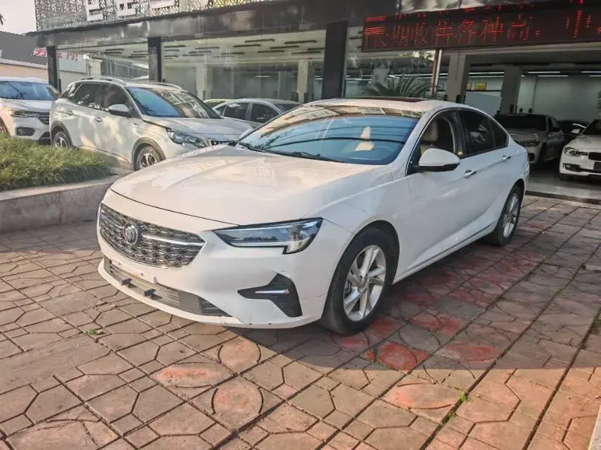 2020 Buick Regal 1.5T 169HP L4 9AT