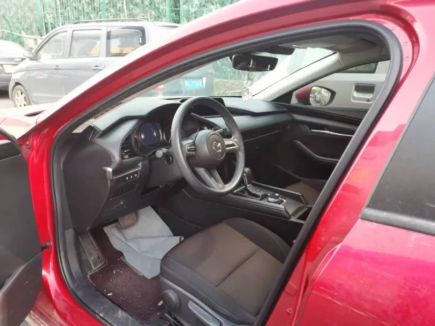 2021 Mazda 3 Axela 1.5L 117HP L4 6AT,autocango,china used car exporter,china ev exporter,chinese used car exporter,chinese used ev exporter
