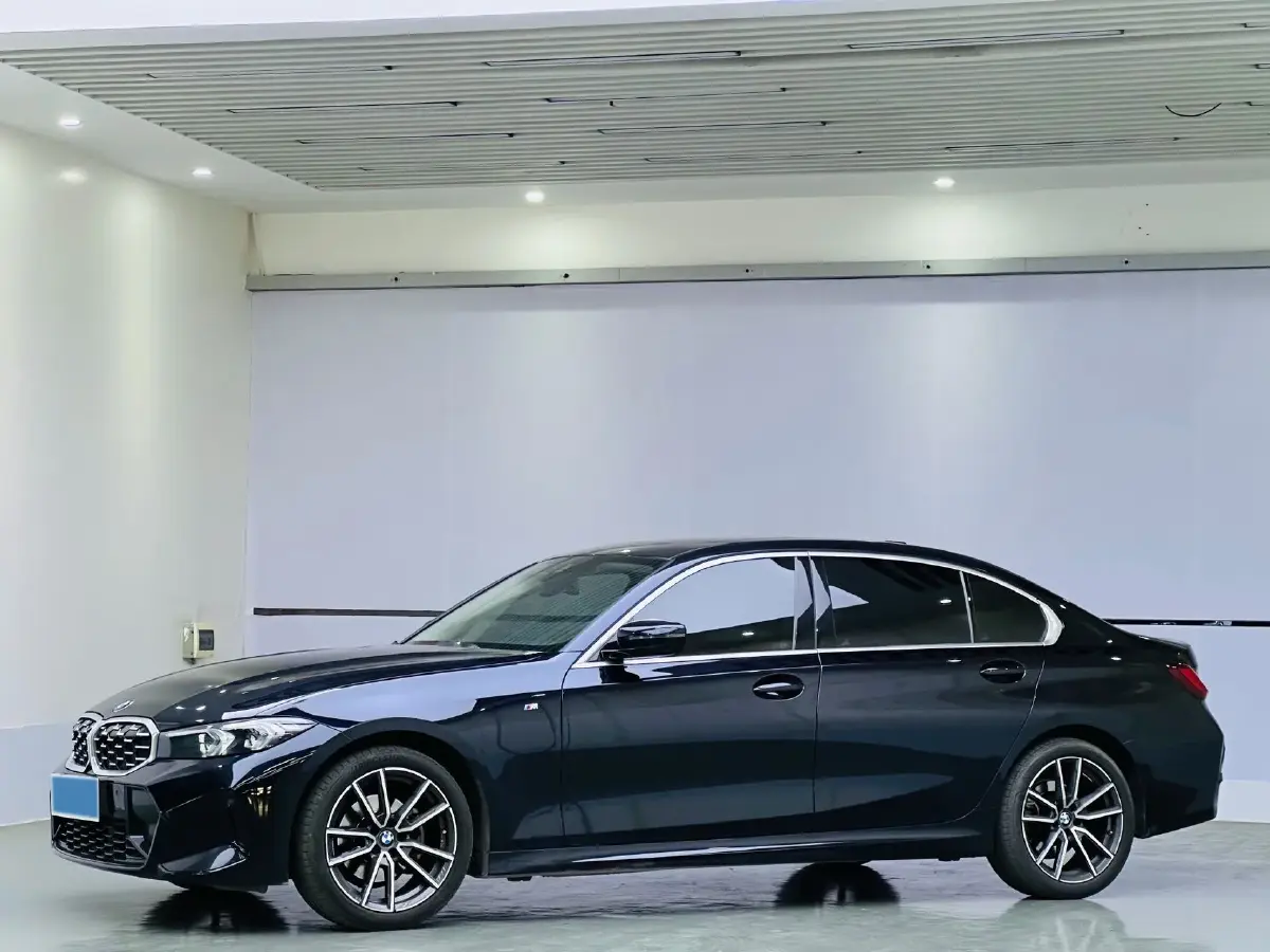 2023 BMW 3 Series 2.0T 184HP L4 8AT