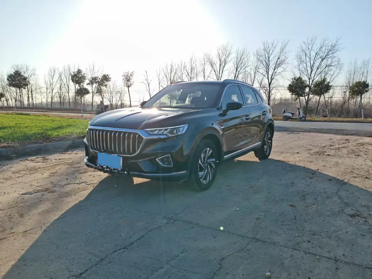 2022 HongQi HS5 2.0T 224HP L4 6AT