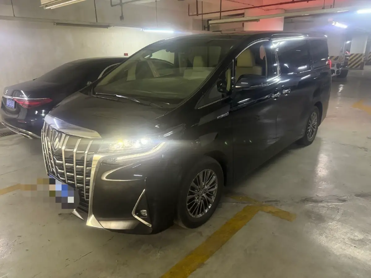 2019 Toyota Alphard 2.5L 117HP L4 E-CVT Hybrid