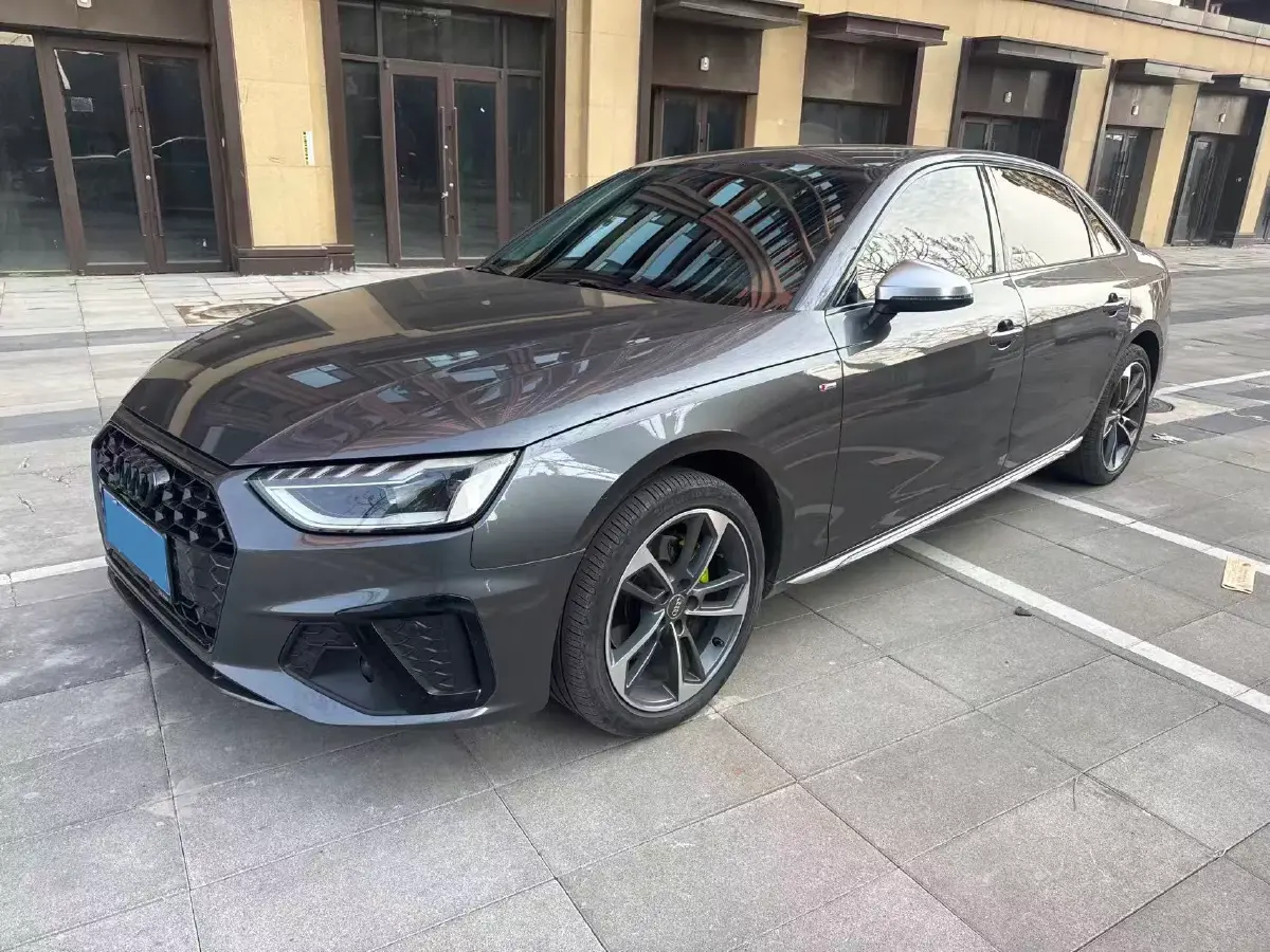 2020 Audi A4L 2.0T 190HP L4 7DCT