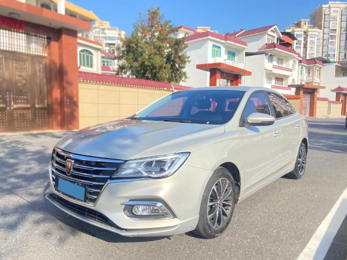2020 Roewe i5 1.5L 120HP L4 5MT
