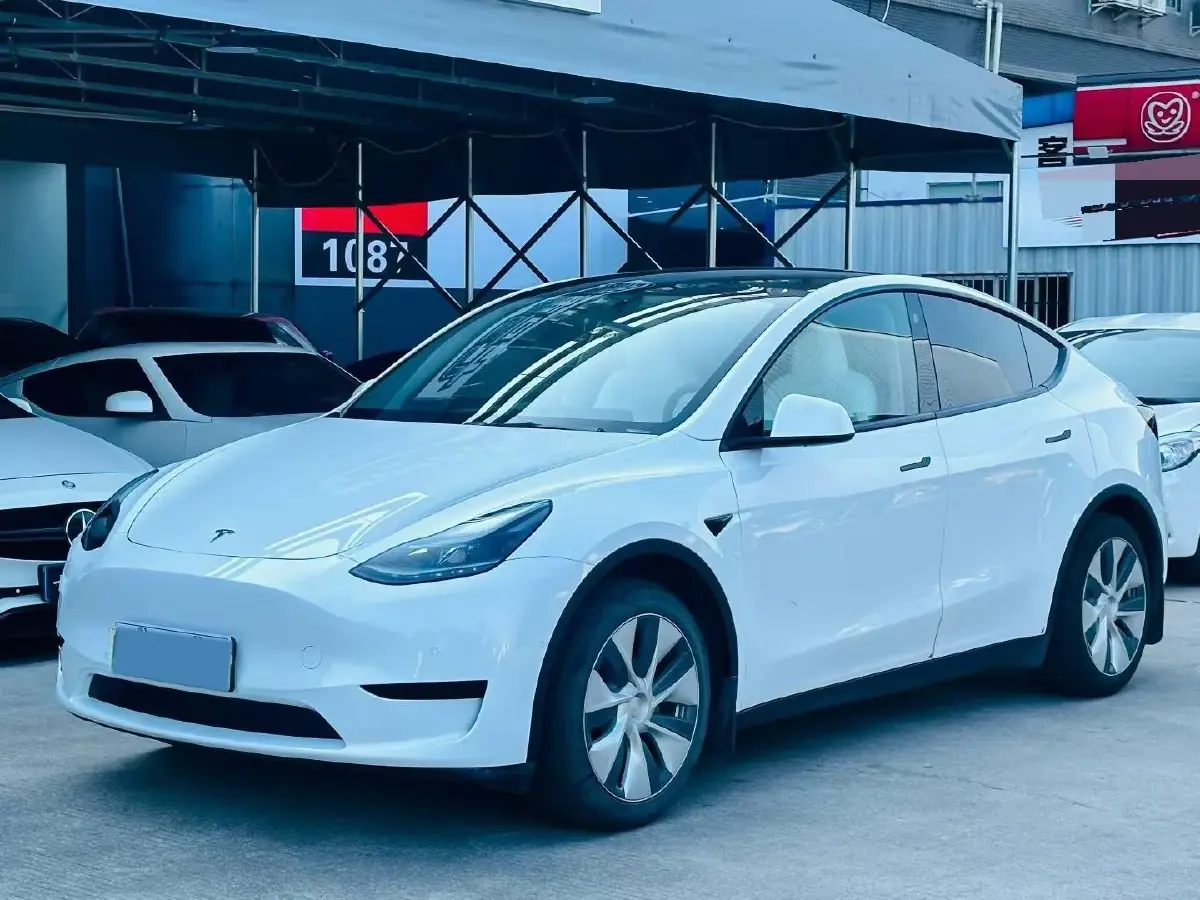 2022 Tesla Model Y BEV 60KWH