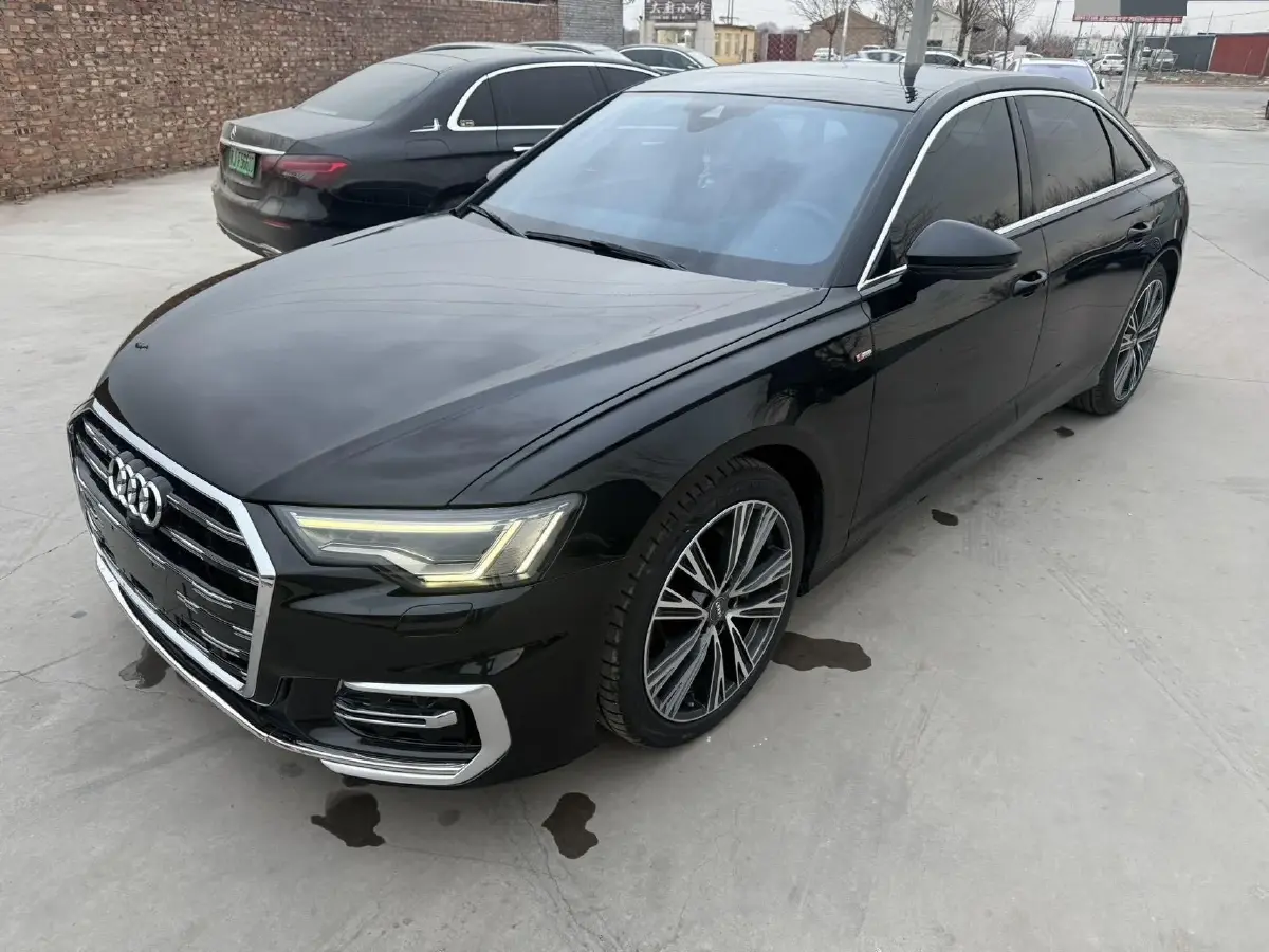 2021 Audi A6L 2.0T 224HP L4 7DCT